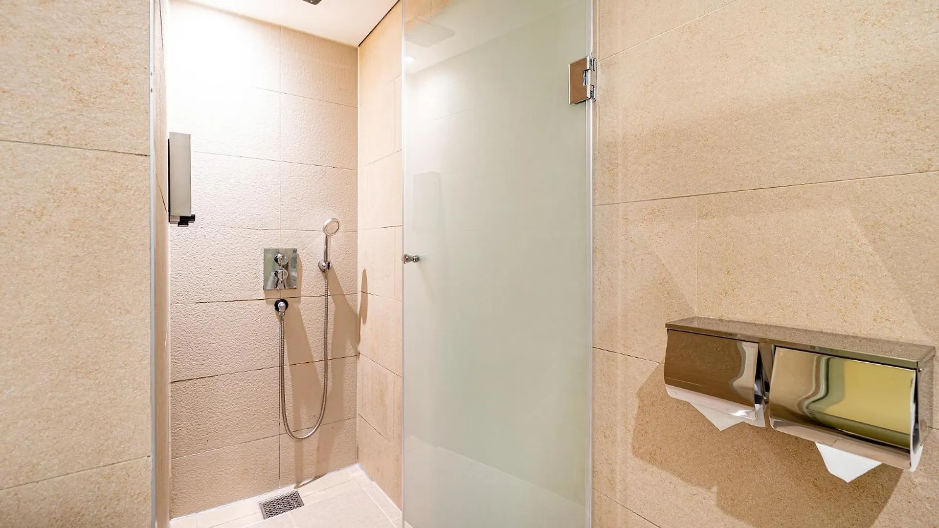 Simplestay Hotel In Jongno Seoul