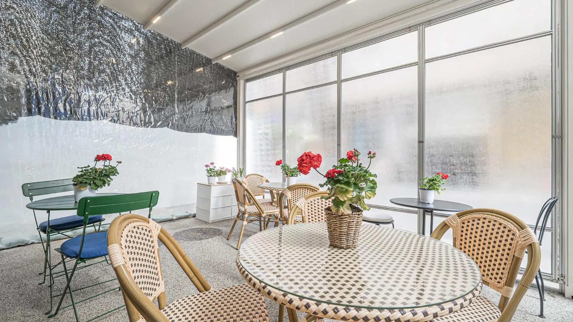 Simplestay Hotel In Jongno Seoul