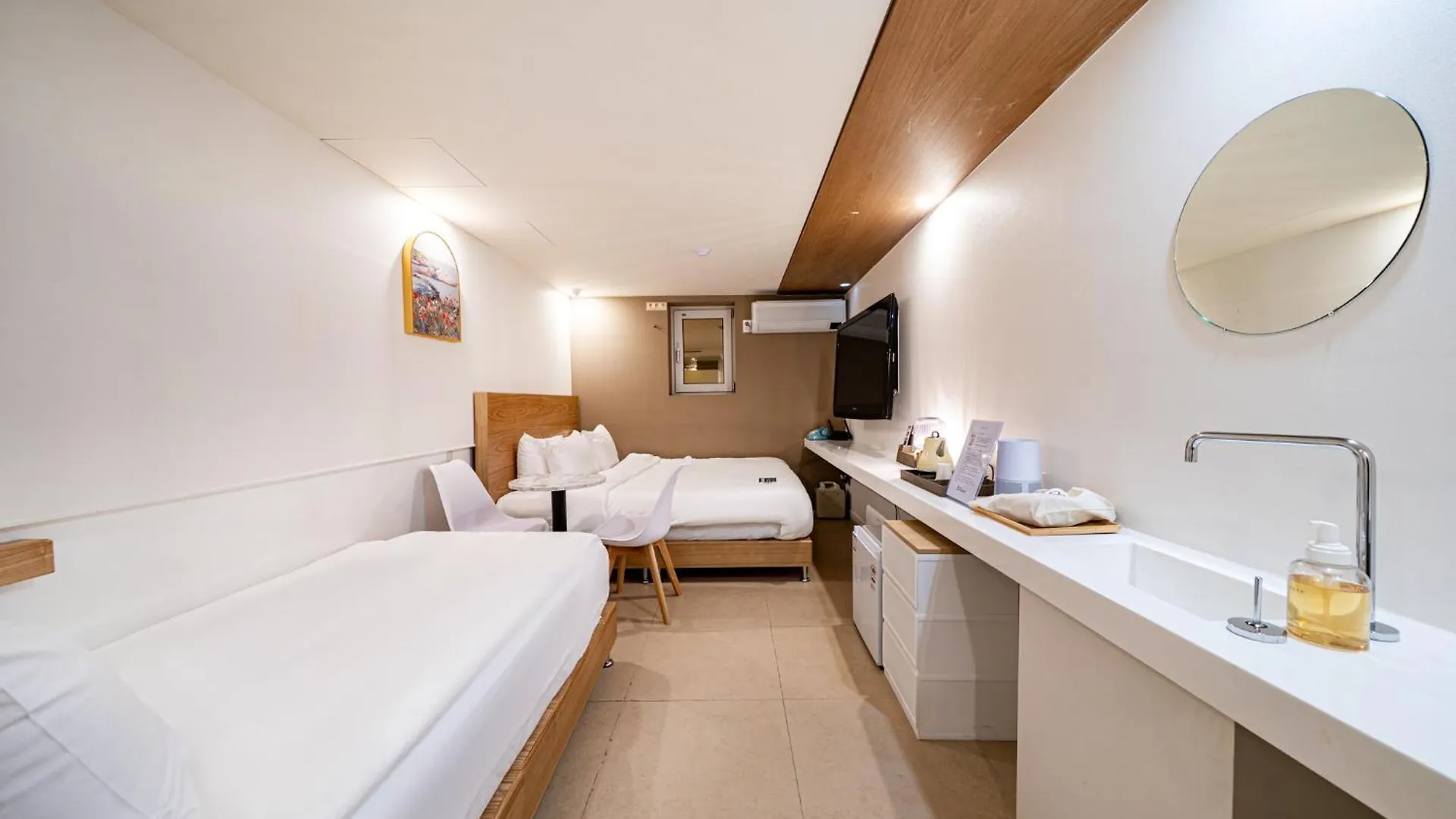 Simplestay Hotel In Jongno Seoul South Korea
