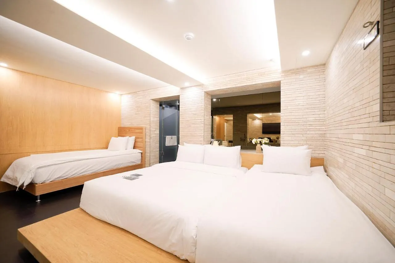 Simplestay Hotel In Jongno Seoul